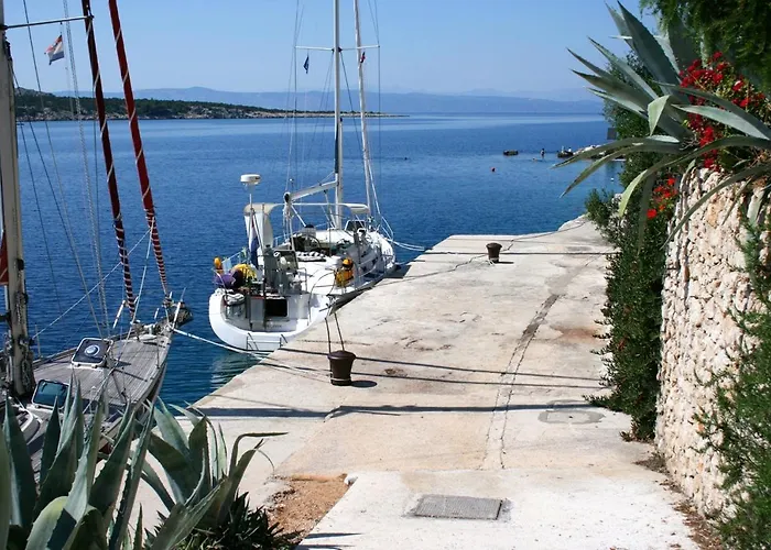 Apartment Studio Pokrivenik 5231E