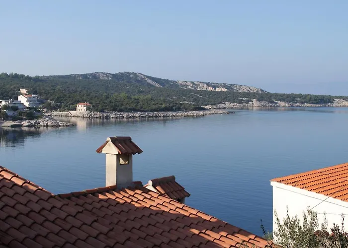 Studio Pokrivenik 5231E Apartment *